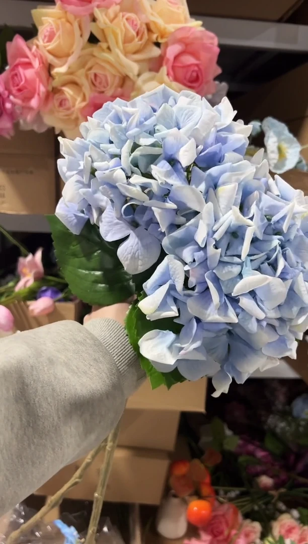 2枝蓝色手感保湿绣球