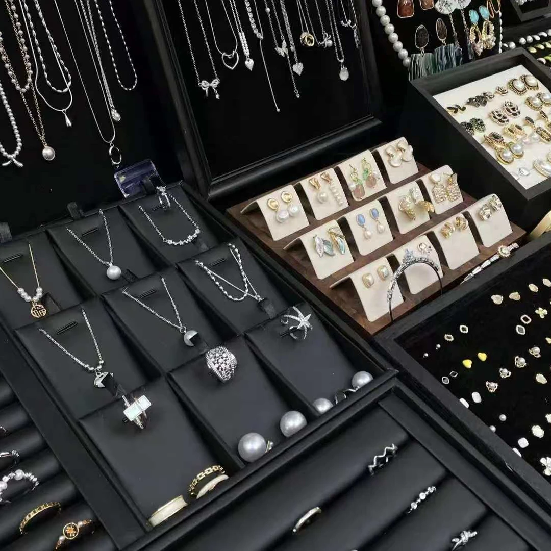 Twins VIVI 耳饰  饰品 链接要主播念到名字才拍哦