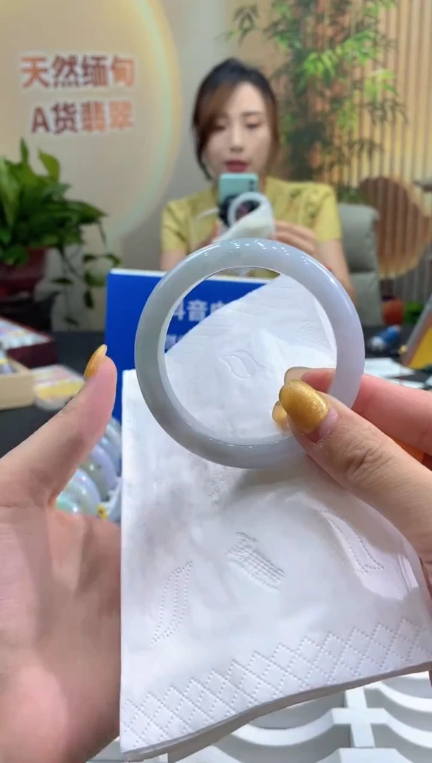 翡翠手镯未镶嵌000035057
