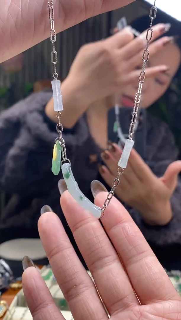 颈饰银S925镶嵌翡翠19514