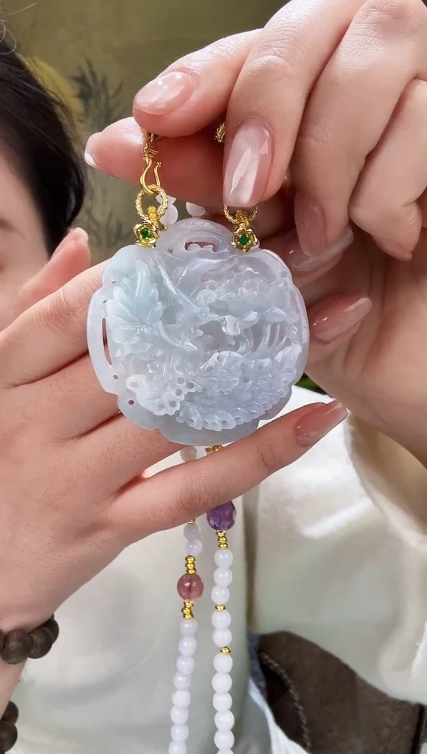 颈饰未镶嵌翡翠吊坠
