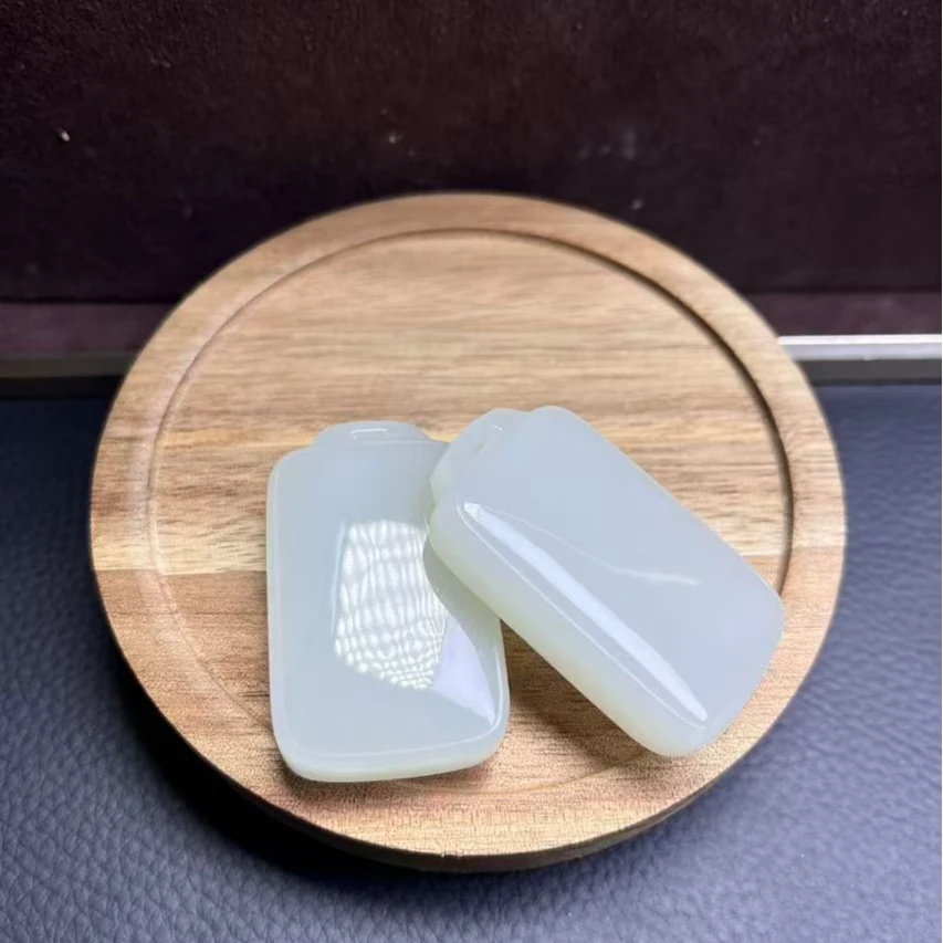 和田玉新疆且末天泰钢板老油羔料无事牌35 拍一发一多样性发一