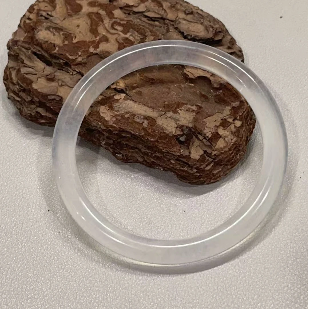 典藏品 白月光美人条时尚手镯