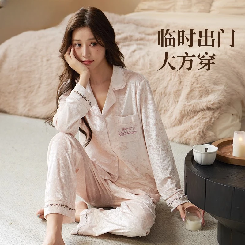 达芬奇密码2025新款西维娅金丝绒金钻绒保暖宽松睡衣可外穿家居服