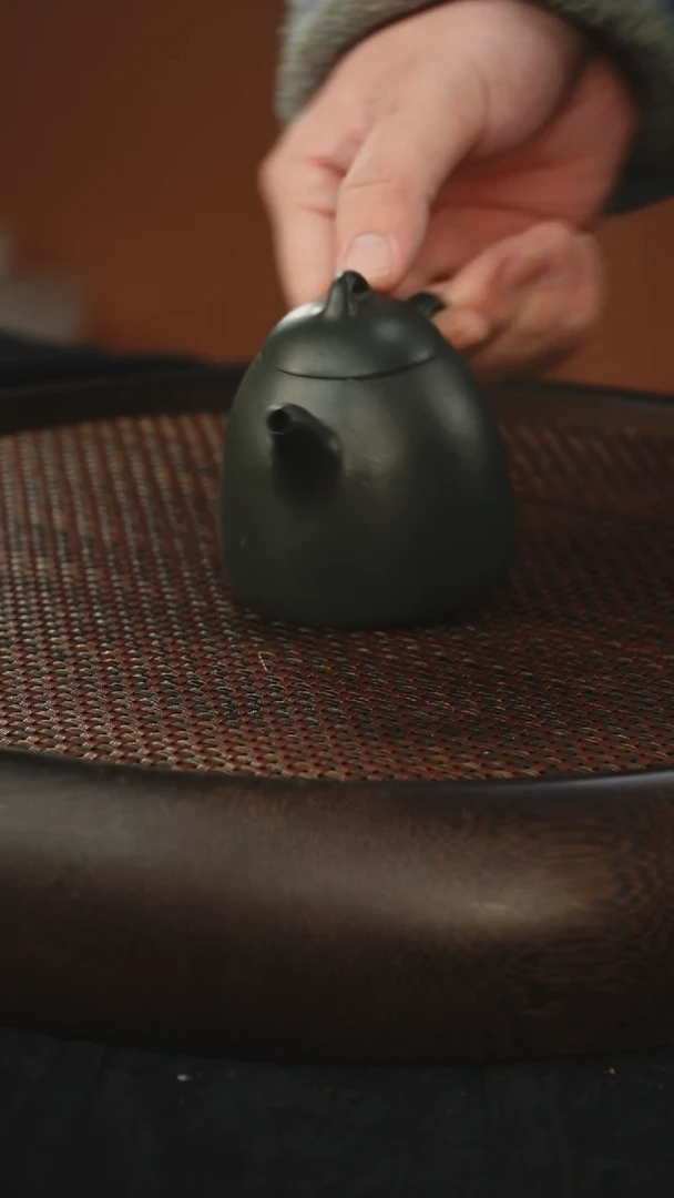 茶壶紫砂秦权 景舟绿泥