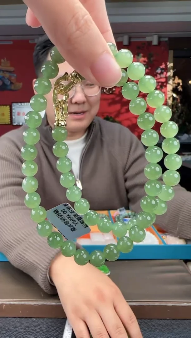颈饰未镶嵌和田玉高冰晴妈妈链卡8