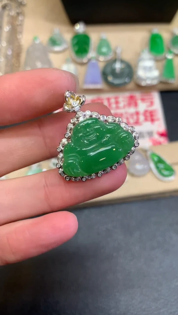 【闪购商品】翡翠颈饰18K金镶嵌佛公【无服务费】排队