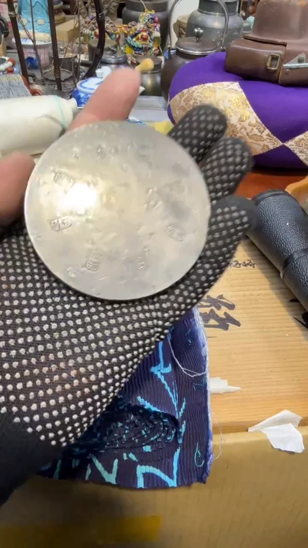 金属中古艺术工艺美术品