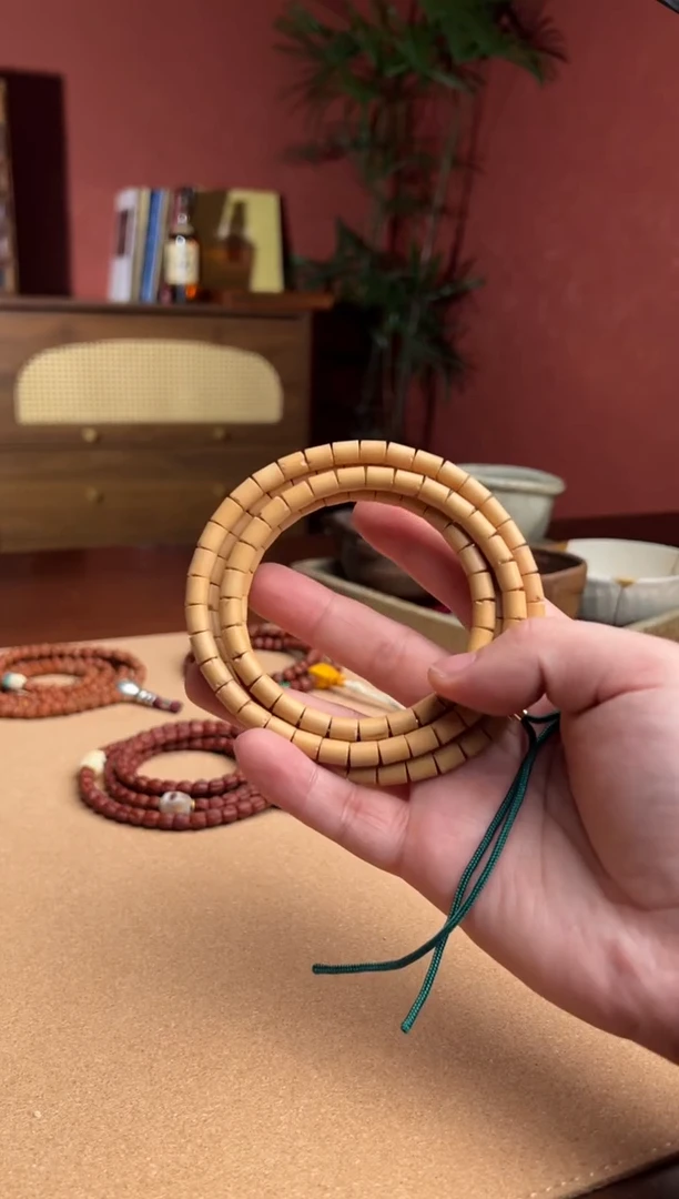 【闪购商品】柏香籽/百香籽手串021217