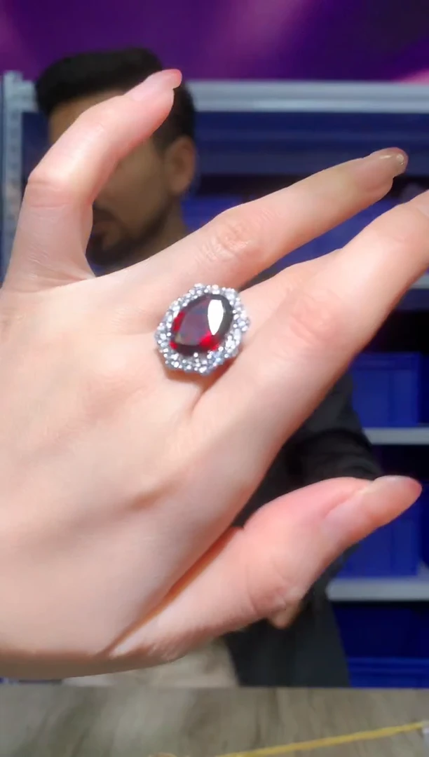 银S925镶嵌戒指石榴石【宝石世家严选】