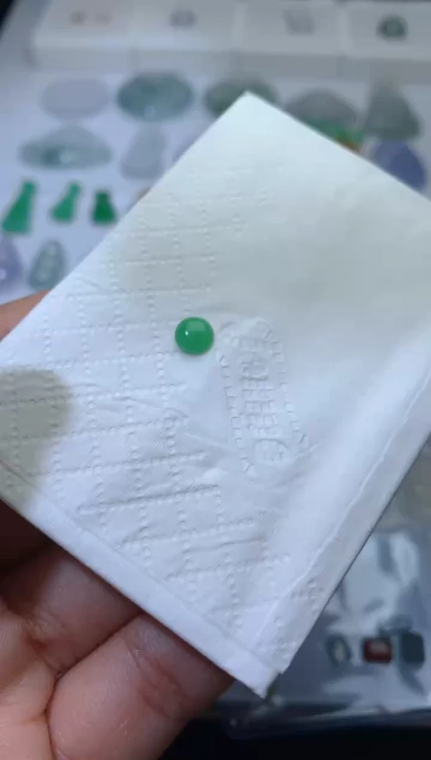 未镶嵌定制翡翠毛货