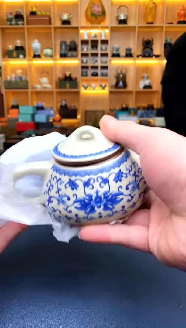 【闪购商品】撤柜高货，价格随便开@@F033