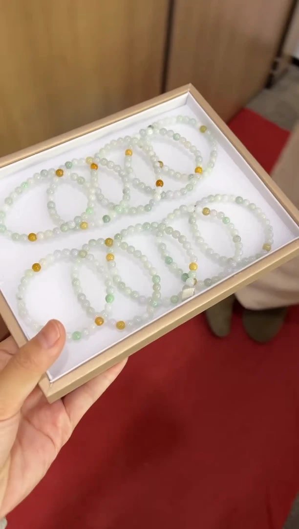 未镶嵌手串翡翠K123/多样性发一件