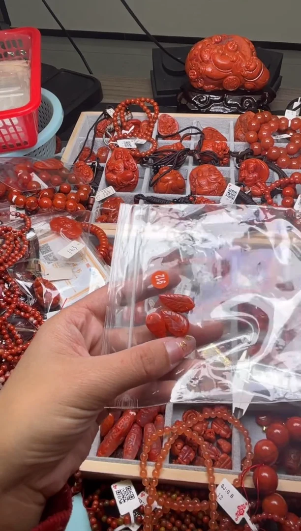 【闪购商品】南红玛瑙珠宝奇石未镶嵌912