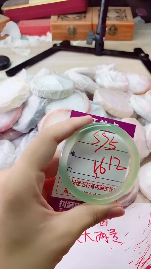 手镯玛瑙/玉髓未镶嵌595
