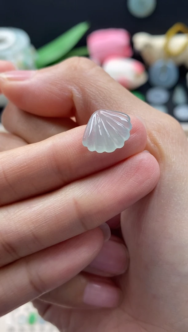 【闪购商品】翡翠颈饰未镶嵌翡翠冰晴裸石