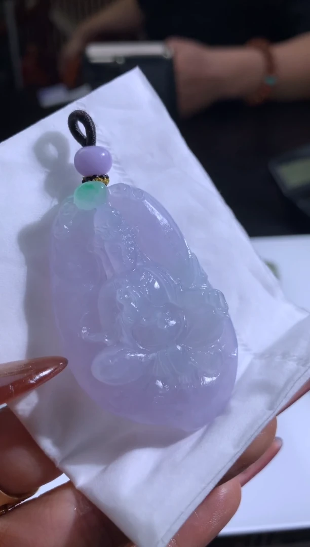 未镶嵌定制翡翠M****菲翡翠