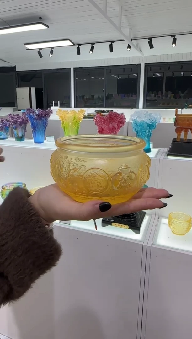手工艺品琉璃聚宝盆