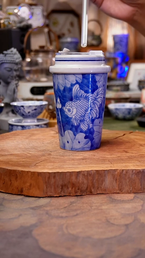 摆件陶金鱼景德镇精工手绘