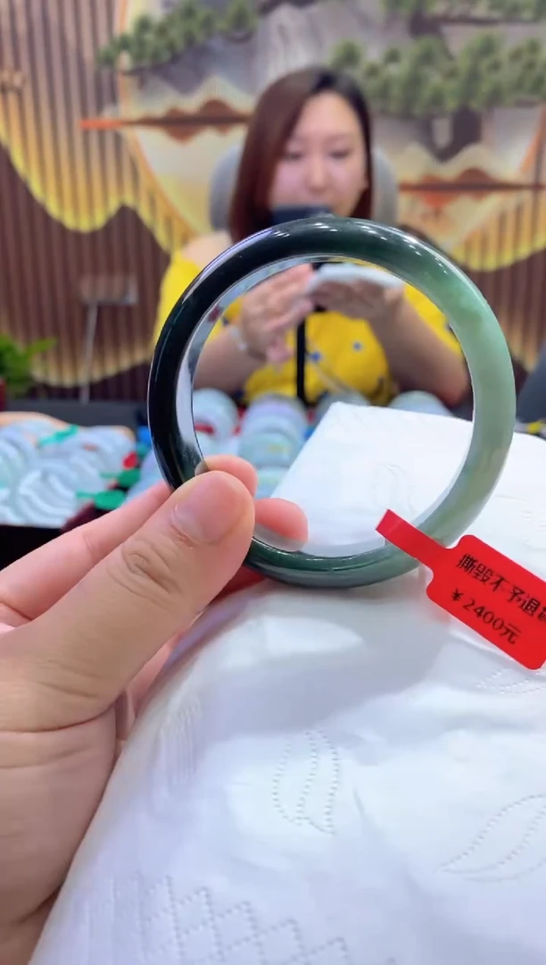 翡翠手镯未镶嵌00004036