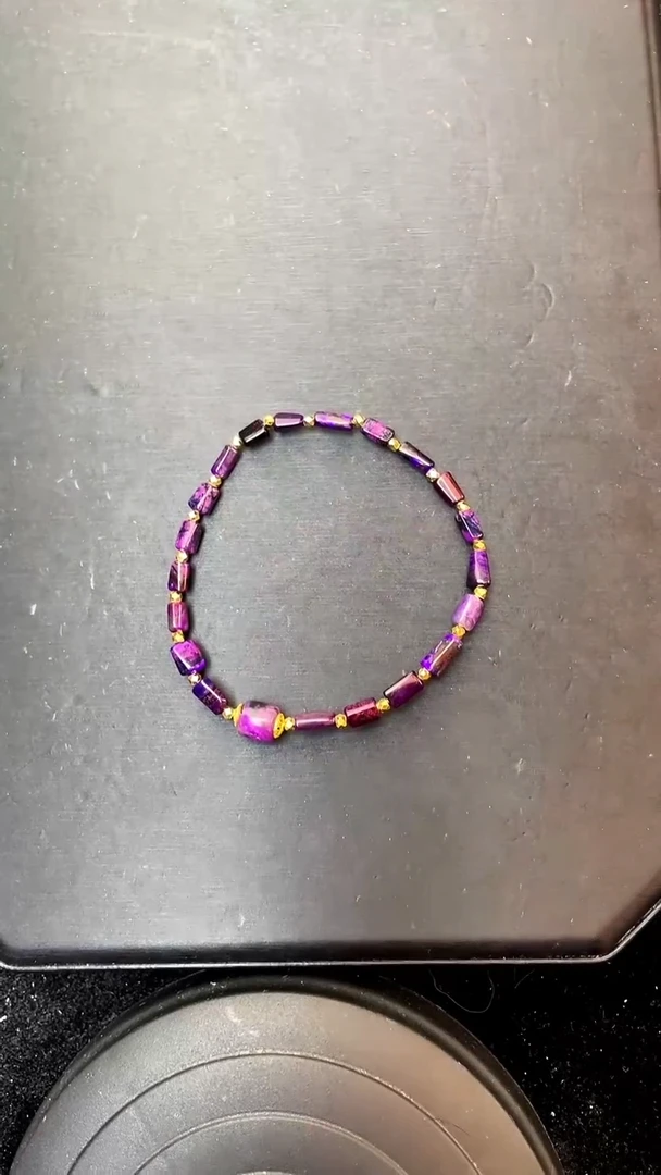 未镶嵌苏纪石（舒俱来）手链1