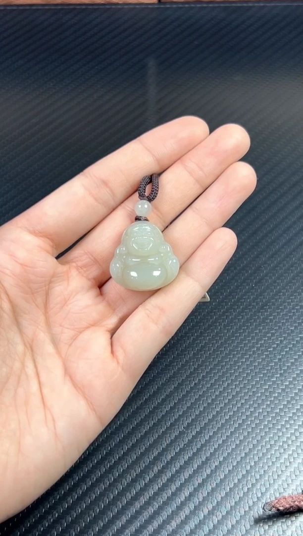 吊坠(赠链)未镶嵌和田玉且末微色差近矿