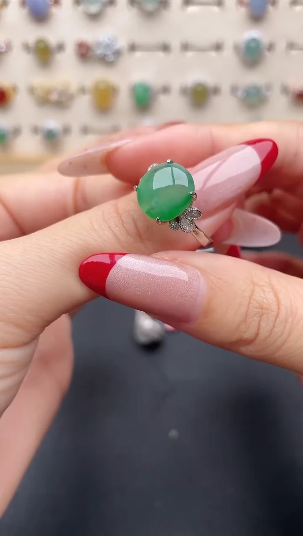 【闪购商品】翡翠戒指银S925镶嵌一物一证一礼盒