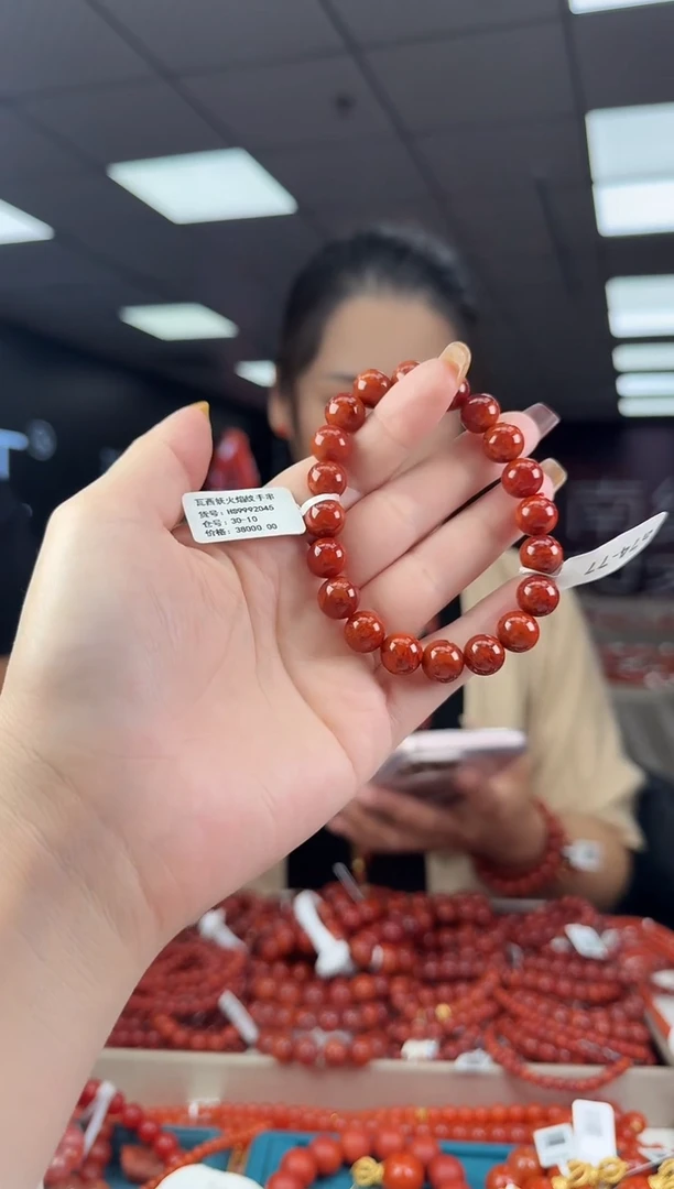 未镶嵌珠串南红玛瑙多样发其一/10/HS9003204980