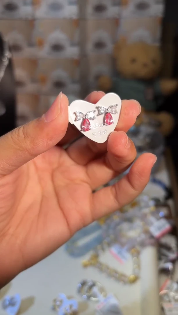 银S925镶嵌托帕石耳钉k069多样性发货一件