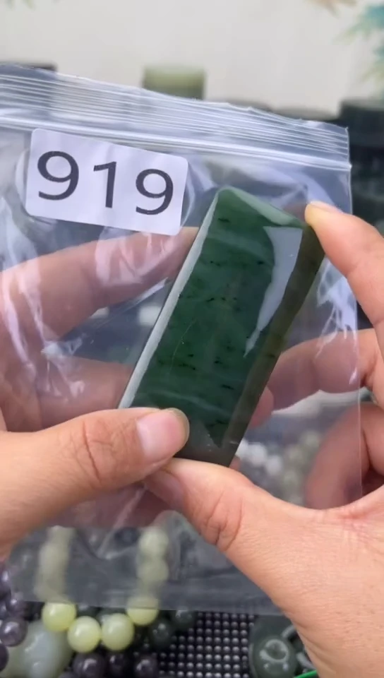 未镶嵌和田玉珠宝半成品牌子