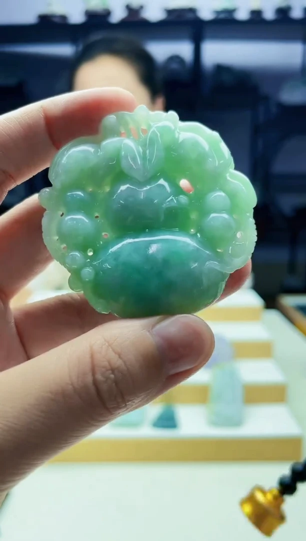 定制翡翠未镶嵌毛货07250229多样性发其一