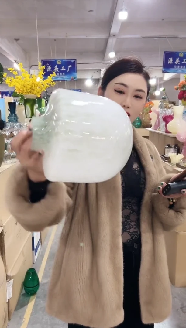 【闪购商品】玻璃私花贸易祁琪-微瑕--UCC6P