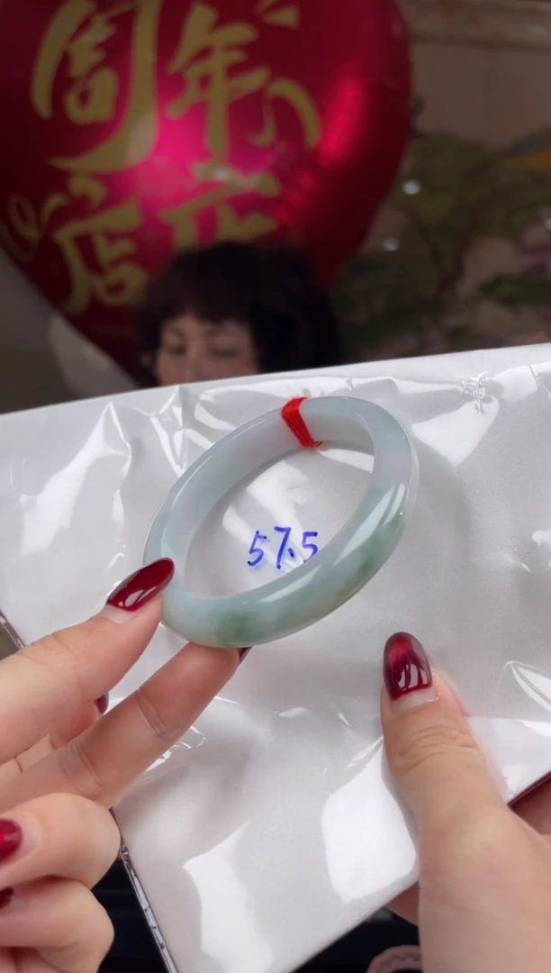 【闪购商品】翡翠手镯未镶嵌14号标签撕毁不退换57.5