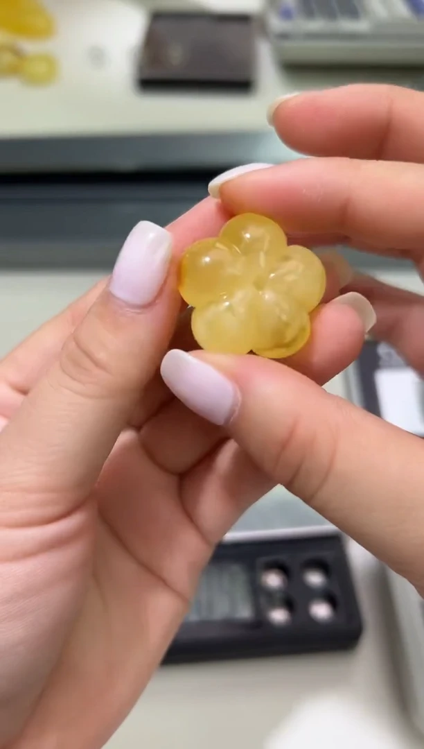 裸石琥珀未镶嵌琥珀蜜蜡吊坠