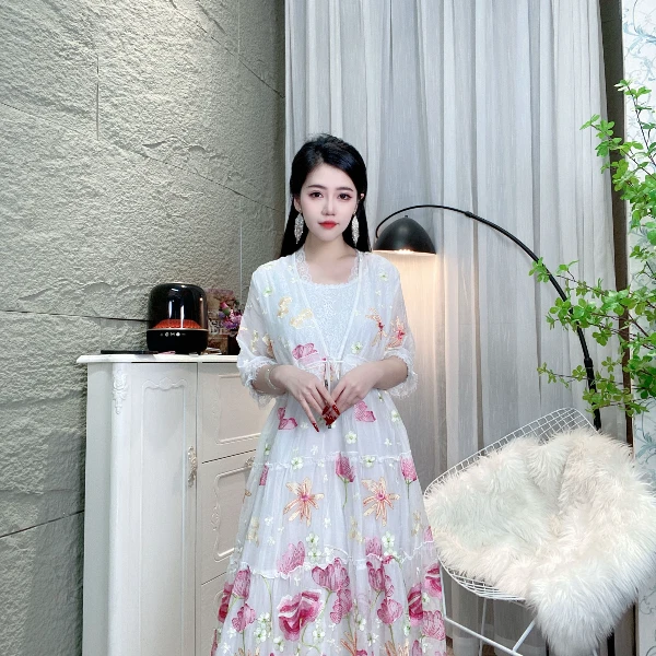 Bikamo/比卡陌2025夏季新品连衣裙气质裙子刺绣长裙女L8655-4白色