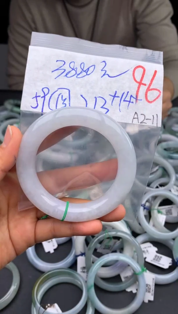 【闪购商品】定制翡翠未镶嵌毛货需精细抛光+多样性发货拍一发一