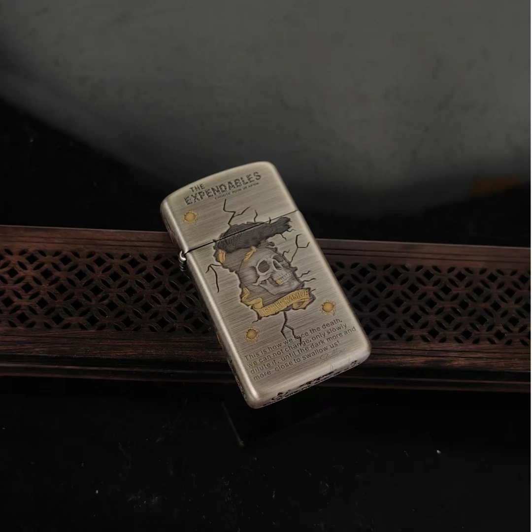 zippo打火机 DB 1606窄盔薰银敢死队  DY9920FD*904dabai