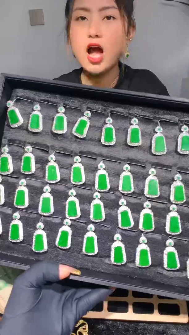 【闪购商品】定制翡翠未镶嵌17定制翡翠-多样性发货（发其一）