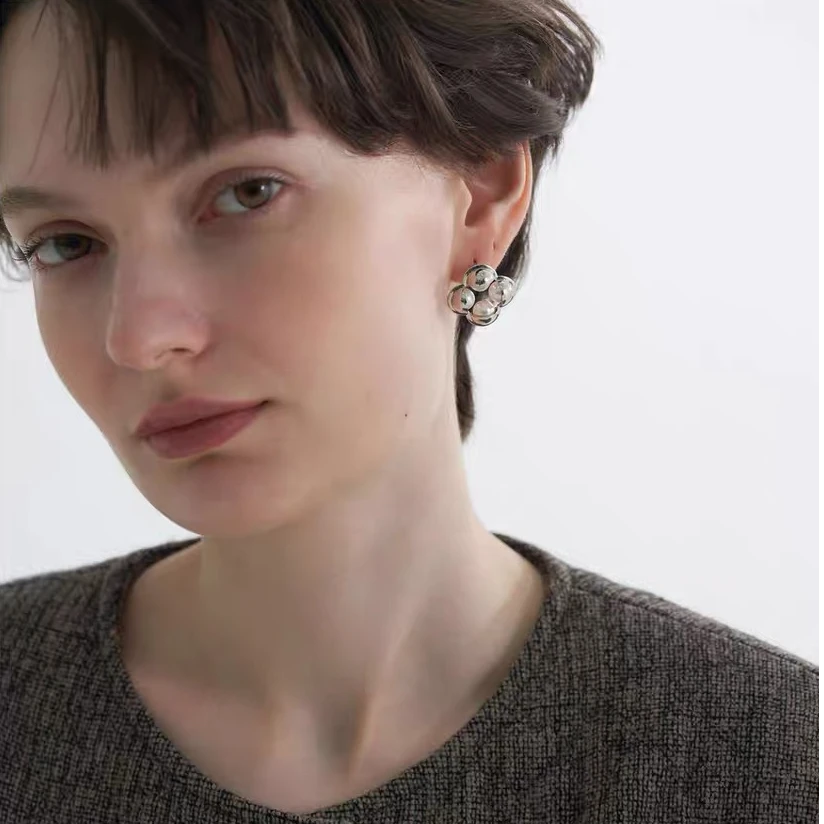 合金仿珍珠耳饰 D’ACCORD 原创四瓣珍珠耳钉