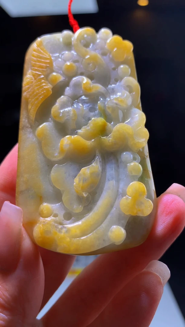 翡翠未镶嵌颈饰净货