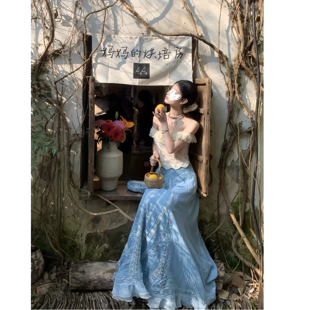 水芝·度假碎花一字肩上衣宫廷风长款轻盈刺绣半身裙法式套装21027