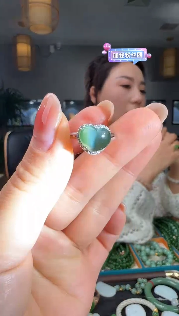 银S925镶嵌戒指和田玉1