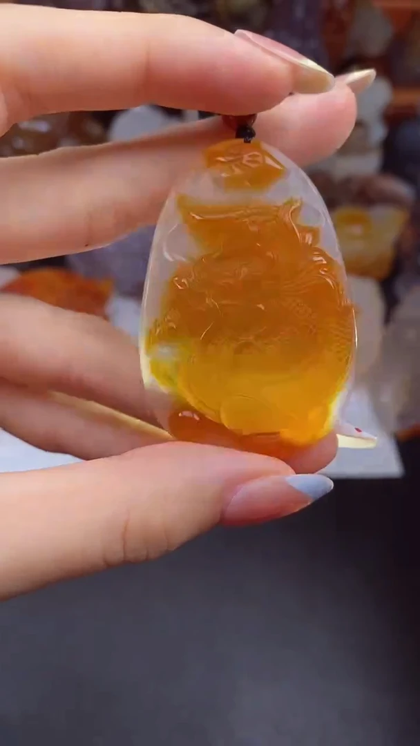 玛瑙/玉髓颈饰未镶嵌用****神AA