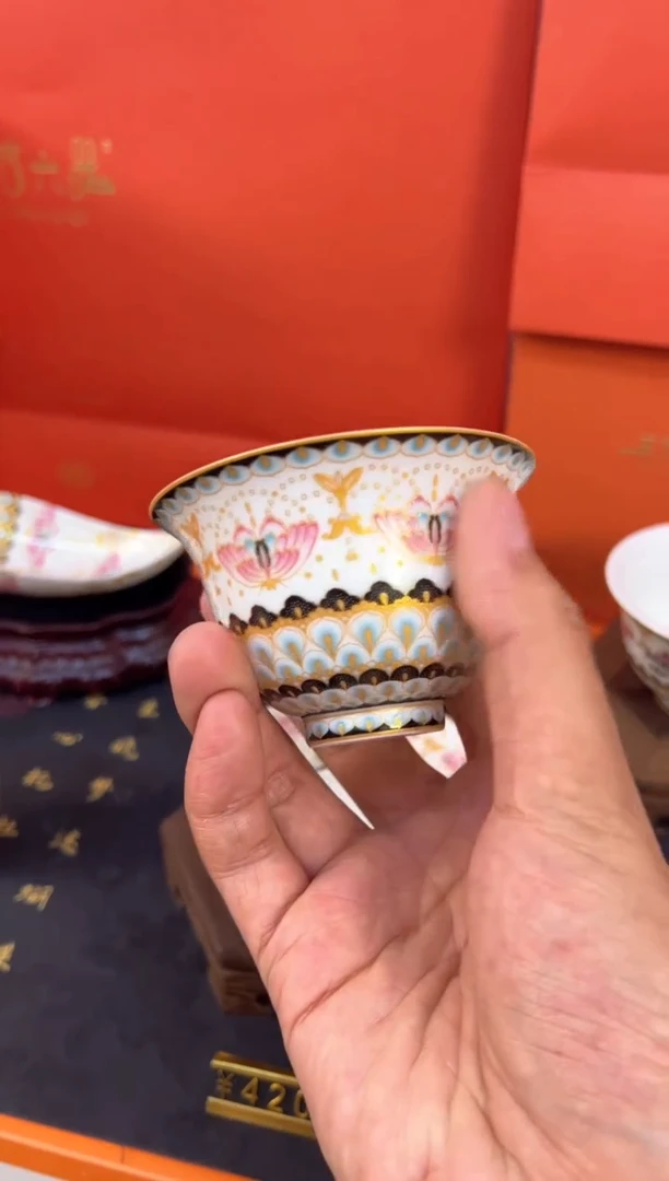 瓷片小乔闪电购产品