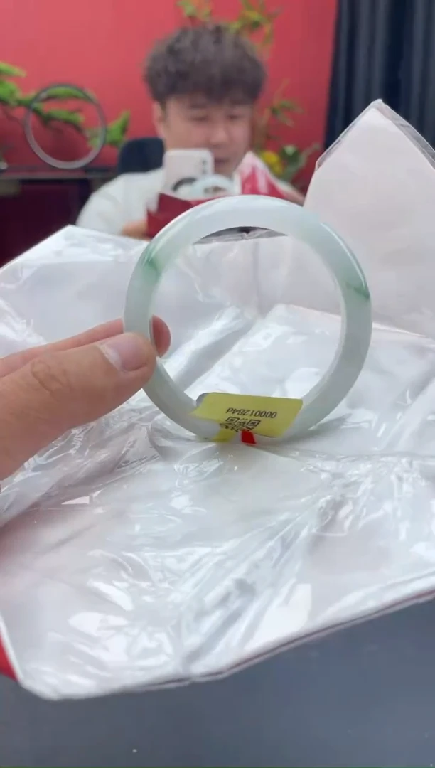 未镶嵌手镯翡翠22