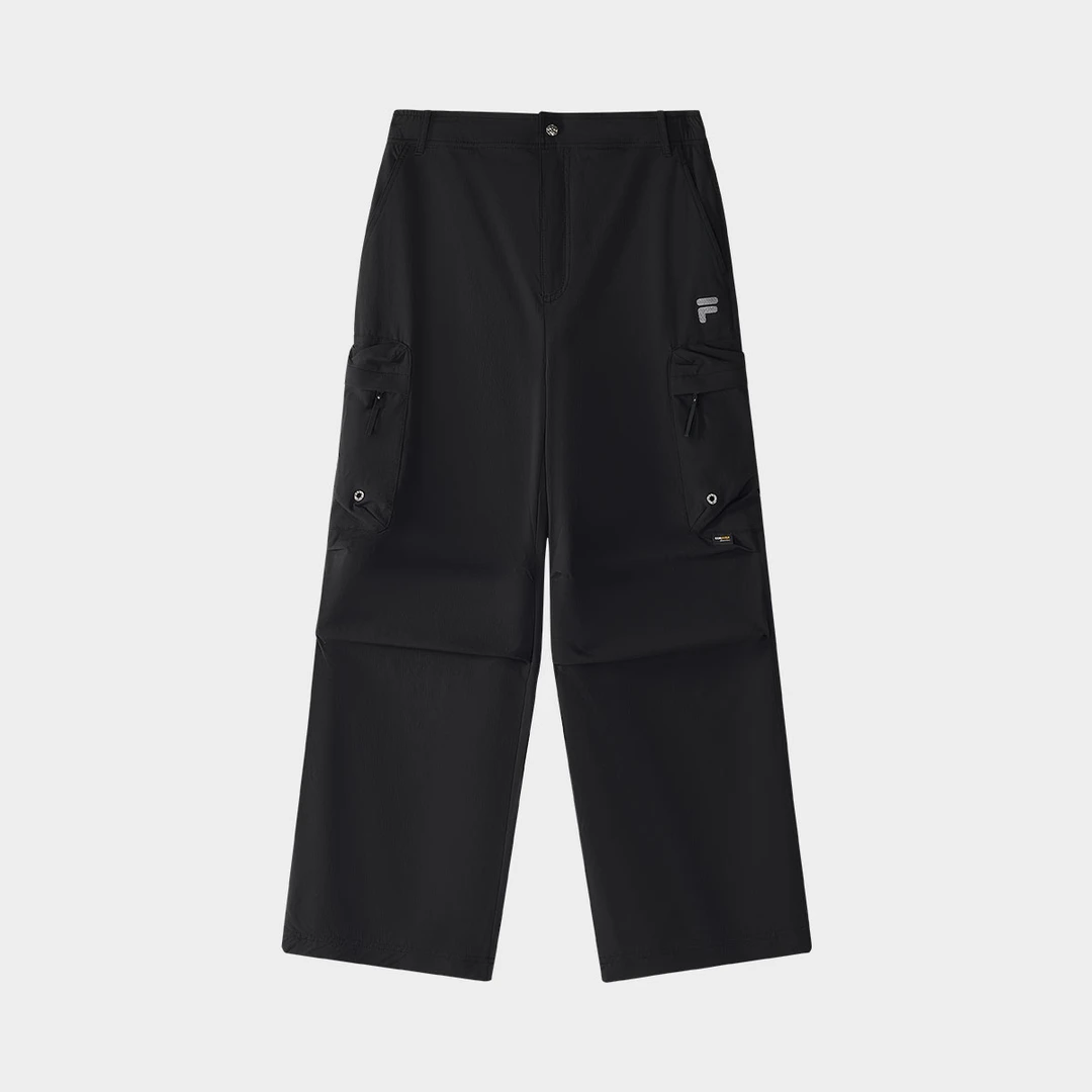 斐乐潮牌25新款男子夏季户外运动休闲宽松梭织弹力长裤T11M513803