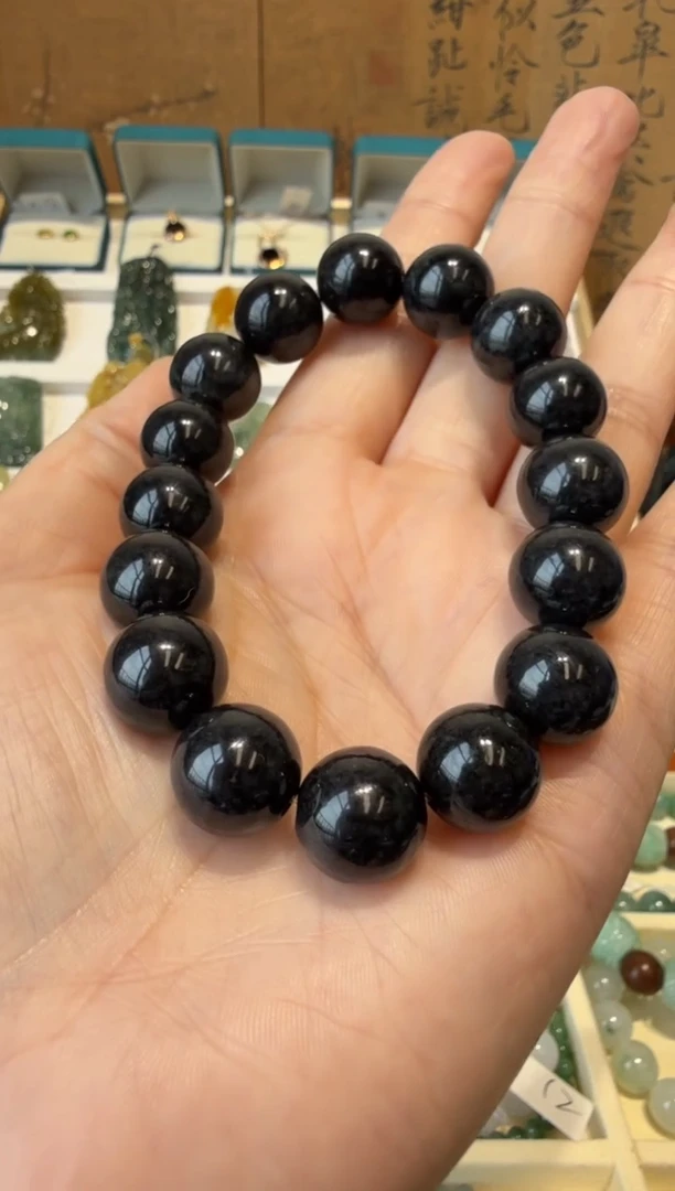 翡翠挂件未镶嵌A货翡翠多样性乌鸡手串