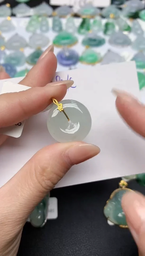 颈饰18K金镶嵌翡翠天然缅甸A货翡翠百元以上9元证书费自理