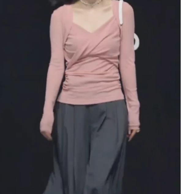 2025春季新款时尚女装网红潮流气质薄款打底衫裤子suy2