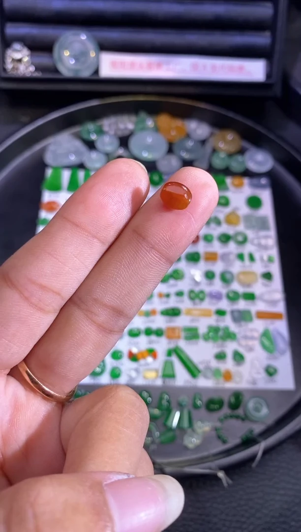 未镶嵌挂件翡翠珠子